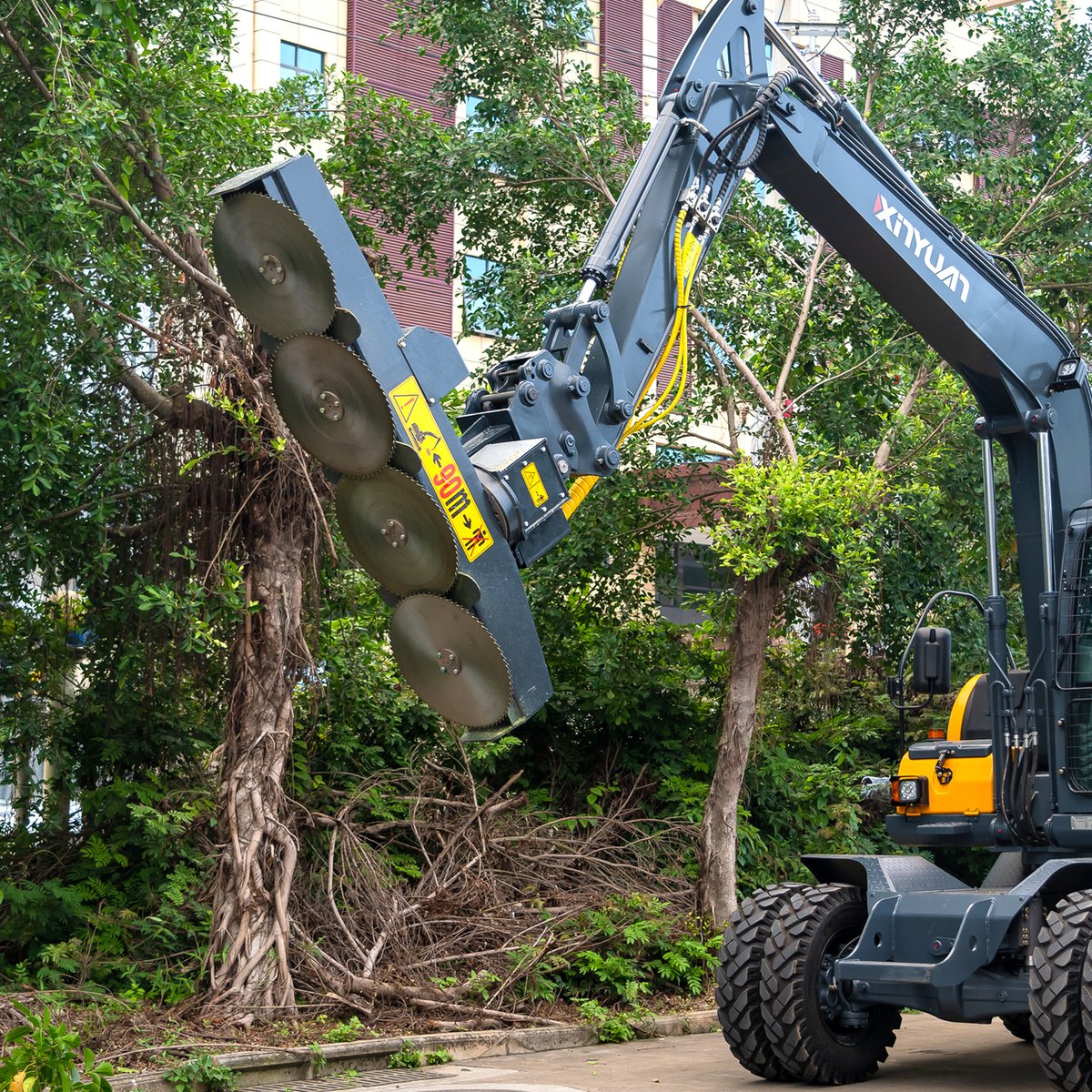X_manufacturers's tweet image. &quot;Precision meets power. Our disc saw feller buncher tackles the toughest timber with ease. Built for performance in every cut. 🌲🪚 #LoggingLife #ForestryEquipment #HeavyMachinery #DiscSaw #fyp