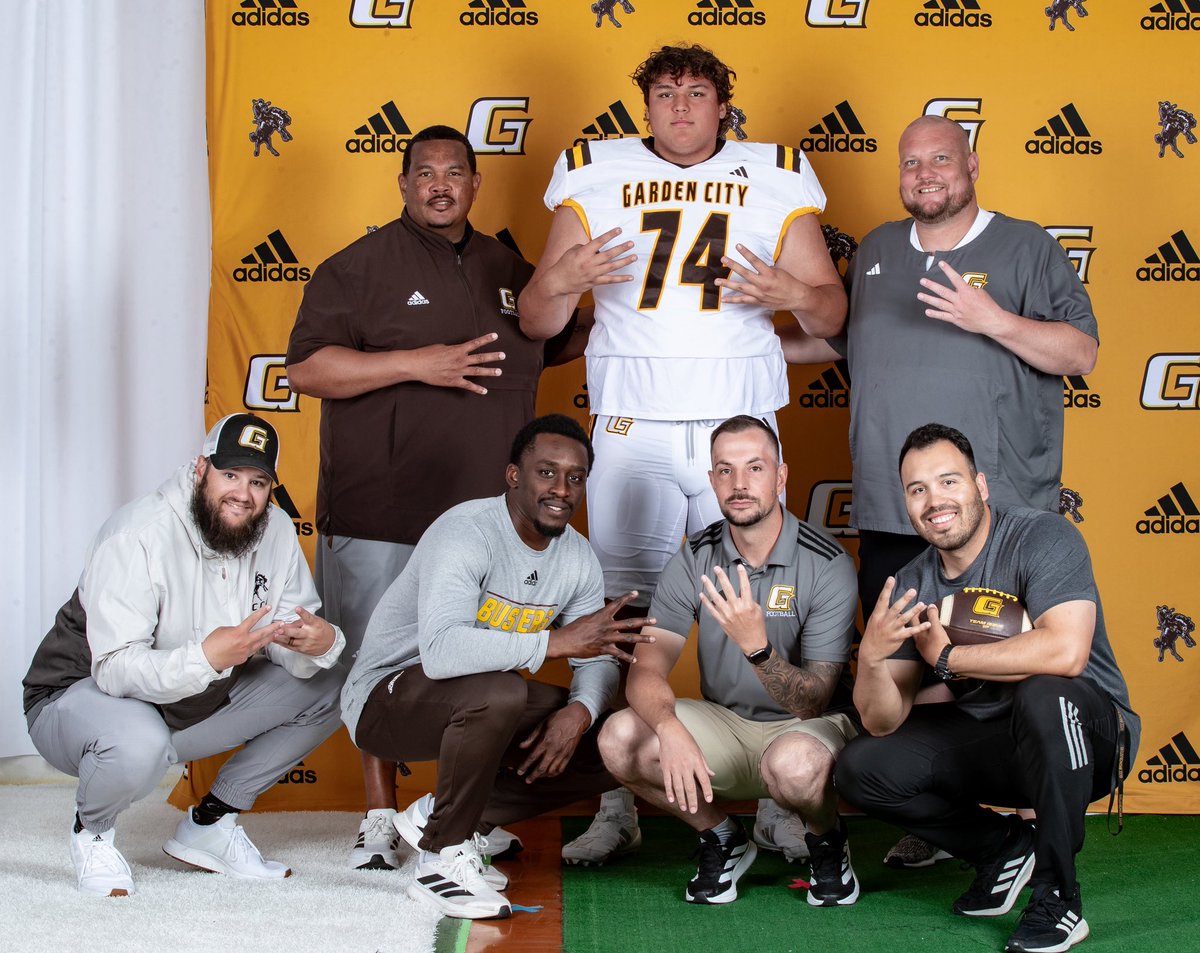 Cameron Arsenault (@camarsenault52) on Twitter photo Blessed to announce that I will be playing at <a href="/GCCC_FOOTBALL/">Broncbuster Football</a> thank you all who have supported me in this process thank you <a href="/KiyoshiHarris/">Coach Kiyoshi Harris</a> for giving me this chance Blessed to announce that I will be playing at <a href="/GCCC_FOOTBALL/">Broncbuster Football</a> thank you all who have supported me in this process thank you <a href="/KiyoshiHarris/">Coach Kiyoshi Harris</a> for giving me this chance