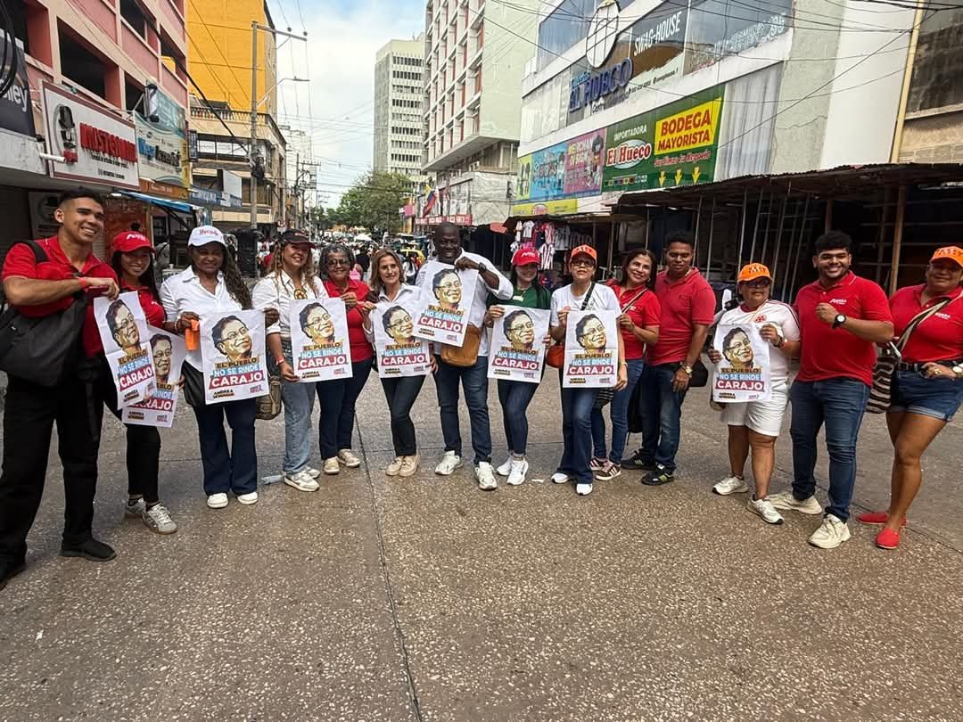 MariaEugeniaLo's tweet image. @fecode  y el pueblo colombiano le decimos #sialaconsultapopular 
Por los derechos laborales, salud y vida digna
#TodoElPoderParaElPueblo