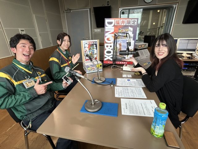 SDGs Compassの新着です。 2025.5.21　大切なことを、ずっと、大切にできる未来へ　ヤマト運輸株式会社！: 今回は、ヤマト運輸株式会社 福井主管支店から、 サステナアンバサダー(収録時)の大下元貴さんと山元慧美さんにお越しいただきました！… dlvr.it/TKtyYS