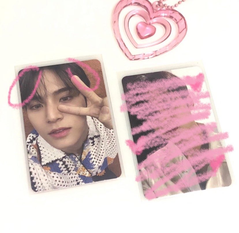 miucolls's tweet photo. wts lfb svt ph 

🎠 — mingyu face the sun ray ver pc
    
      • ₱ 150
      • onhand
      • in good condi 
      • rfs: i don’t collect na

      - reply or dm @miucolls to claim 

!!! https://t.co/6YS3tvYZS3 https://t.co/VLuJuDa2xA