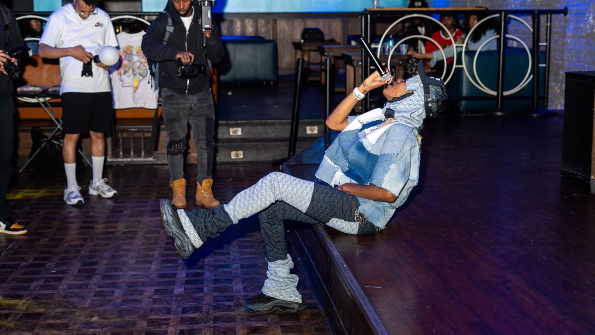 Dej Monae ™ tweet media