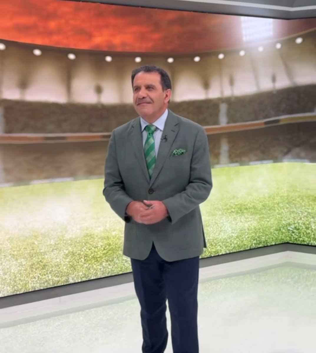 Lo hiciste excelente por qué lo hiciste con el corazón ❤️, dejaste un legado en la TV nacional, periodismo de verdad del que ya no hay! 

Mañana seguimos en la radio rompiéndola y marcando la historia de esta dinastía! 

Nos queda mucho por contar, te quiero pa <a href="/MachadoRobertoO/">Roberto Omar Machado</a>