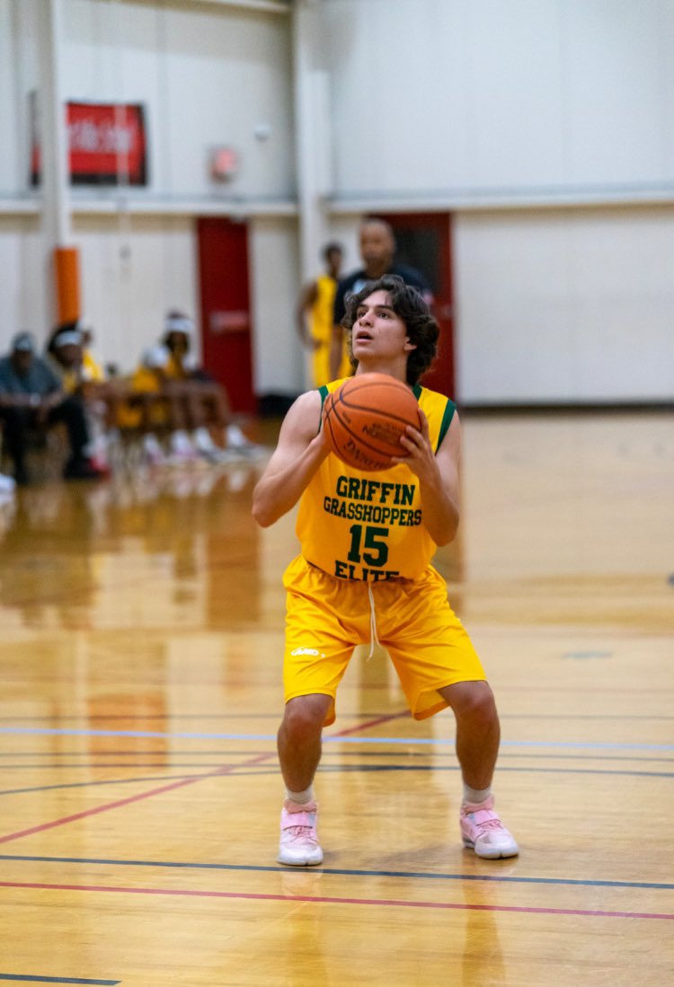 GGE_Basketball (@ggrasshoppers) on Twitter photo Griffin Grasshoppers Elite 17U finishes <a href="/OntheRadarHoops/">Shun Williams</a> 2-2
Team stats for the weekend.
<a href="/DonavenThomas30/">❕𝐓𝐑𝐔𝐓𝐇❕</a> 26.1
<a href="/JamareDavenpor1/">Jamare Davenport</a> 20.2
<a href="/_omaribarnes/">Omari</a> 12.6
<a href="/chrisanderso/">chris anderson</a> 5.7
<a href="/DavisHelms/">Davis Helms</a> 5.6
<a href="/GabrielKnecht1/">Gabriel Knecht</a> 1.5
<a href="/Legend_jenkins7/">Legend jenkins</a> 1
<a href="/and1basketball/">AND1 Basketball</a> <a href="/connectbleague/">Connect Basketball League (CBL)</a> <a href="/KyleSandy355/">Kyle Sandy</a> Griffin Grasshoppers Elite 17U finishes <a href="/OntheRadarHoops/">Shun Williams</a> 2-2
Team stats for the weekend.
<a href="/DonavenThomas30/">❕𝐓𝐑𝐔𝐓𝐇❕</a> 26.1
<a href="/JamareDavenpor1/">Jamare Davenport</a> 20.2
<a href="/_omaribarnes/">Omari</a> 12.6
<a href="/chrisanderso/">chris anderson</a> 5.7
<a href="/DavisHelms/">Davis Helms</a> 5.6
<a href="/GabrielKnecht1/">Gabriel Knecht</a> 1.5
<a href="/Legend_jenkins7/">Legend jenkins</a> 1
<a href="/and1basketball/">AND1 Basketball</a> <a href="/connectbleague/">Connect Basketball League (CBL)</a> <a href="/KyleSandy355/">Kyle Sandy</a>