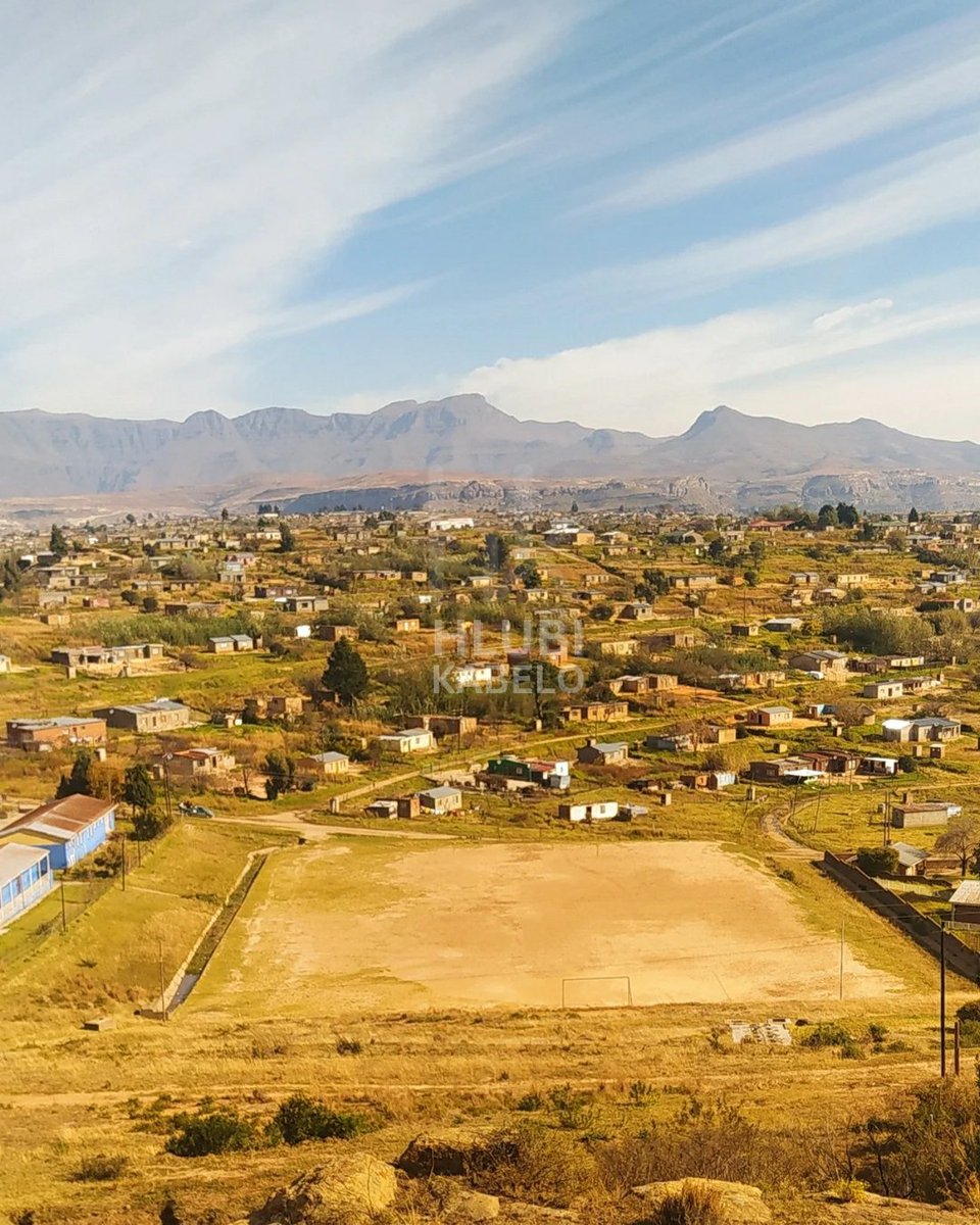 Wow! this village is a stadium. Do you see it? 📍Makhalaneng, Qwaqwa, South Africa