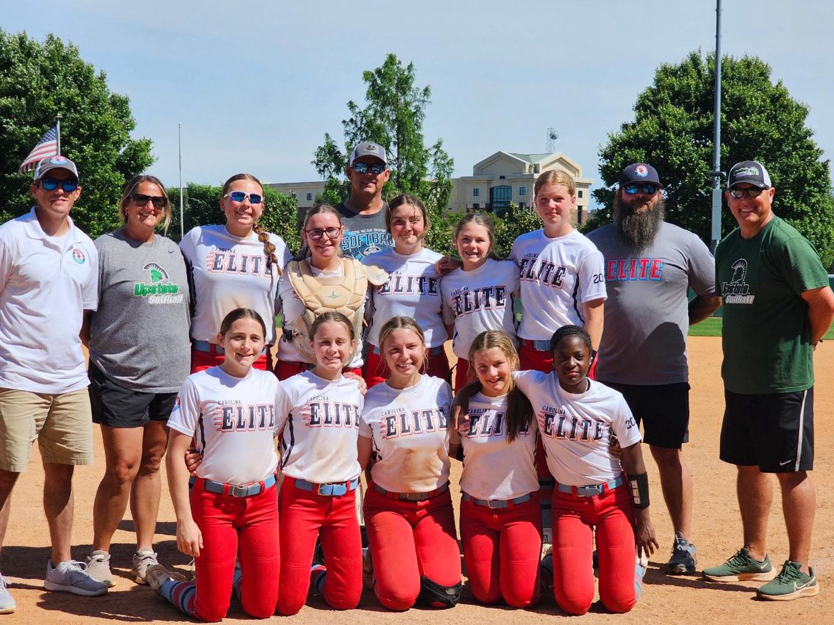 SydneyS2029's tweet photo. I had a great time at the @UpstateSoftball camp this past Sunday. The coaching staff including @HawkinsChawkins @PACKUPSTATE @Coach_Meds were very informative providing me feedback. My team had a great time, we are ready for the 2025 summer season! #BeElite @EliteSCJohnson https://t.co/8RbivCjwlM