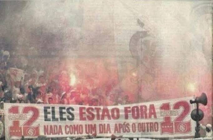QGdoInter's tweet photo. ELES FORAM ELIMINADOS EM CASA PRO CSA.

É VEXAME ATRÁS DE VEXAME. MEU RIVAL ACABOU. 

NADA COMO UM DIA APÓS O OUTRO. 🤏🤏🤏 https://t.co/HLbhTSV3s8