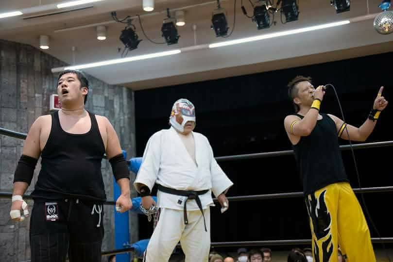 syoujioono's tweet photo. #あなたのトリオ写真を見せてください
・ワイルド軍加入した時
#ワイルド軍 #TeamWild #ワイルドセブン #ワイルドベアー
・MADOUTLAW'S結成した時
#madoutlaws #飛鷺矢 #スーパージューディスト https://t.co/WfdRXVCSmX