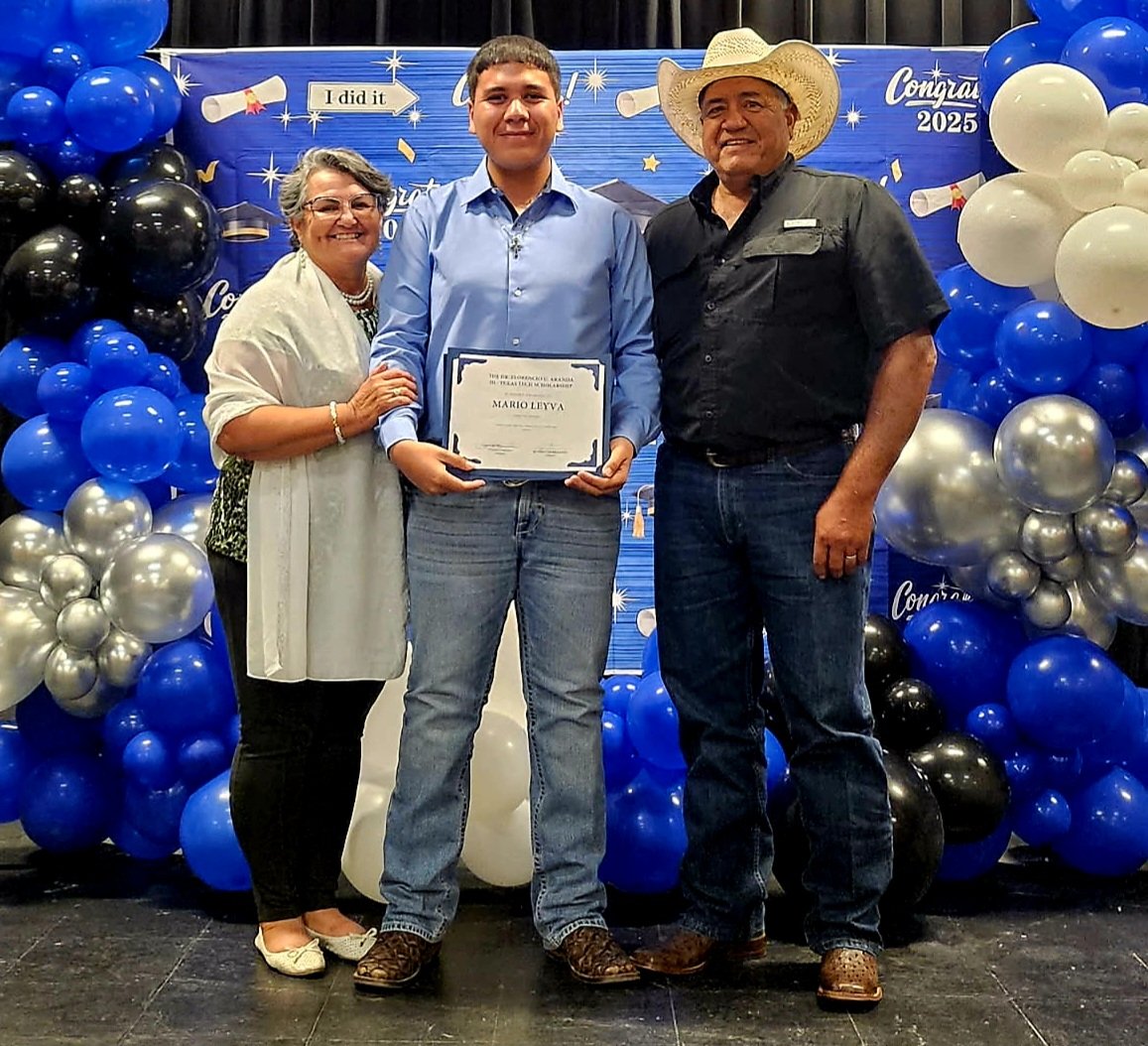 My heart beams with joy every time my parents are able to step in to give the Dr. Florencio U. Aranda III Scholarship. This year's recipient is Mario Leyva, a remarkable young man from humble roots who plans to use his education to advance himself &amp; his family. 

💙🤍🖤

#DrFlo