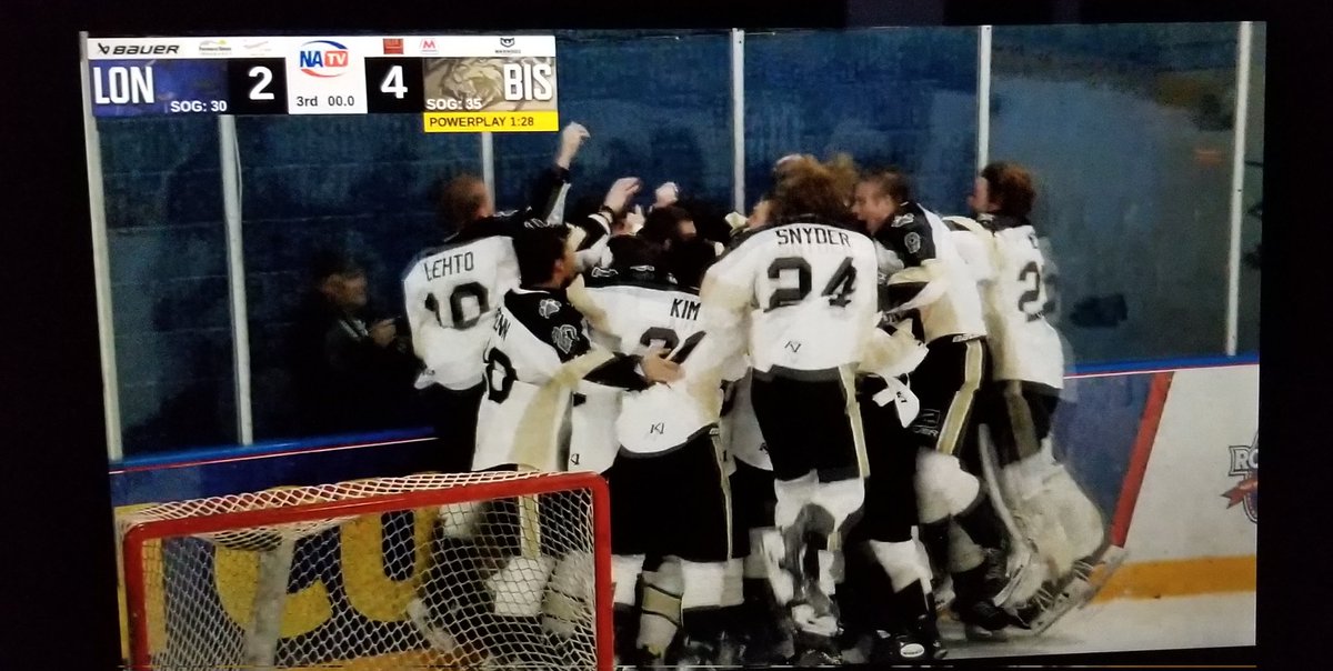 EricEllingson12's tweet photo. Your @BismarckBobcats are the 2025 #nahl #RobertsonCup CHAMPIONS! WOOO WOOOOO! #GOCATSGO https://t.co/1qOjOQTgUe