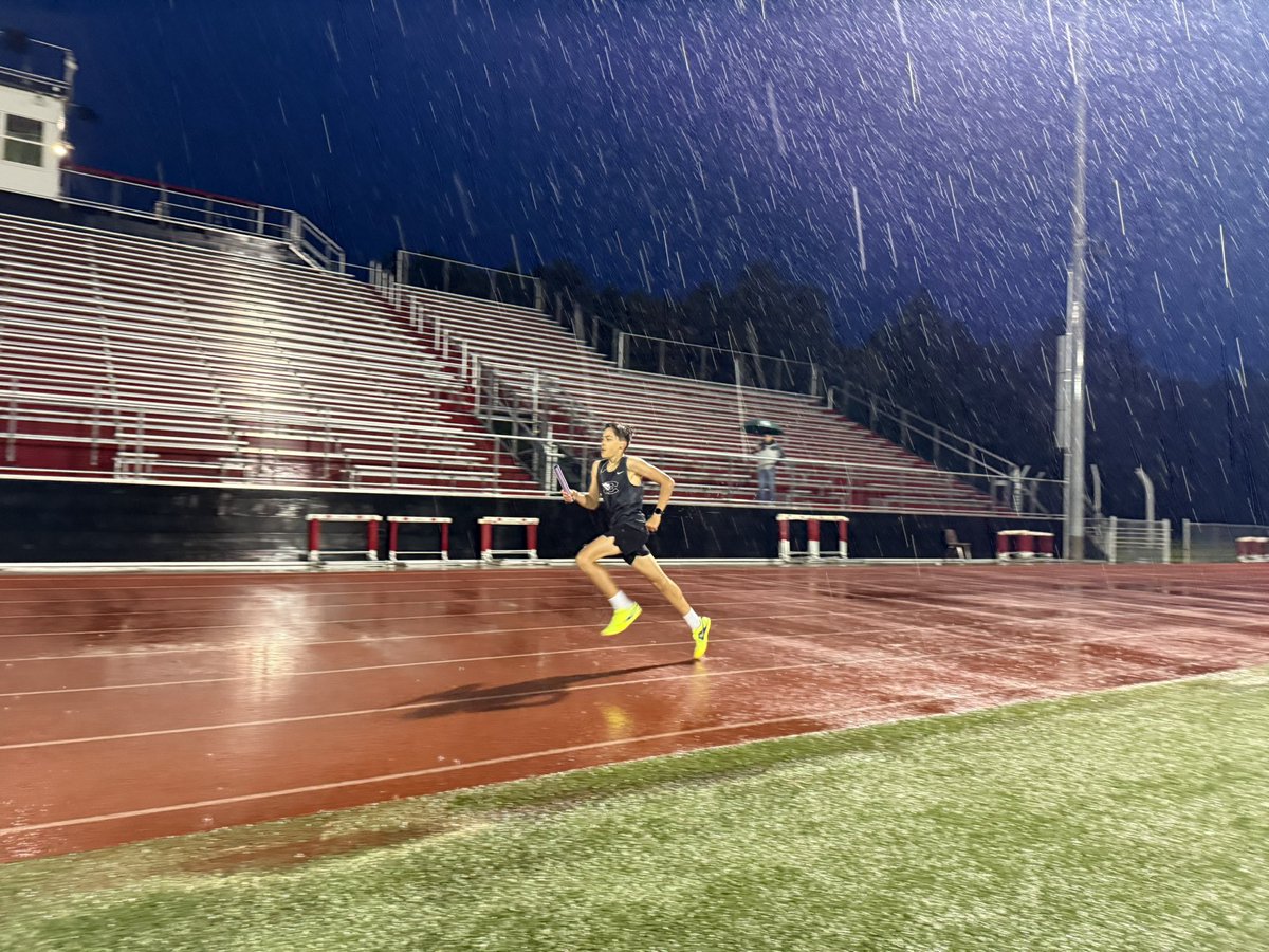 Memories were made, experiences had, and class records shattered at the 9th Grade Oakland County Championships. Thanks <a href="/MilfordTandF/">Milford Thinclads</a> and <a href="/MilfordXC/">Coach SAL</a> for an always great event!