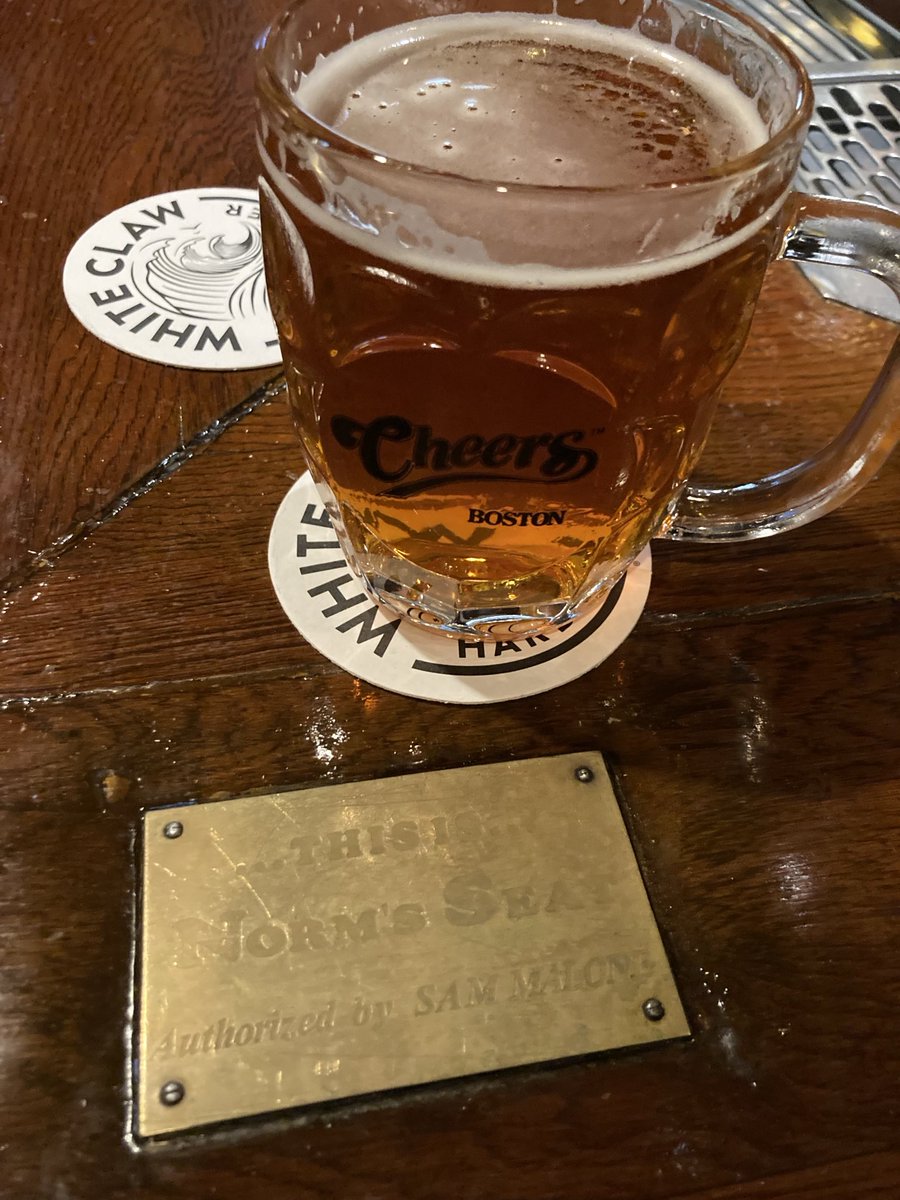 Cheers to George Wendt, his legacy carries on from Chicago to Boston and beyond