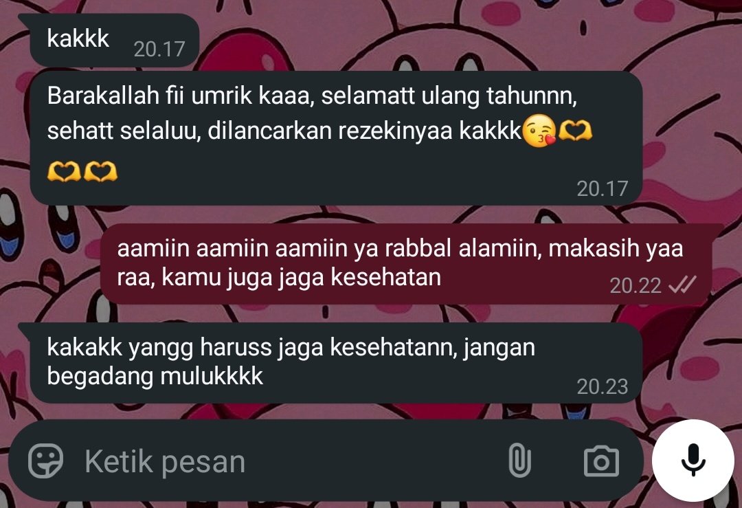 punya adek manisnya cuman setahun sekali, klo udah ngomel ga berani jawab lagi 🗿