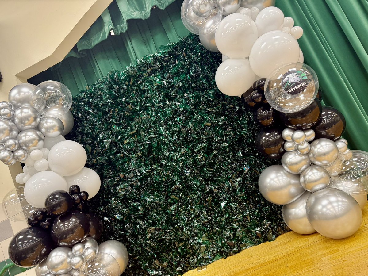 Amy’s Balloon Bouquets & Designs tweet media