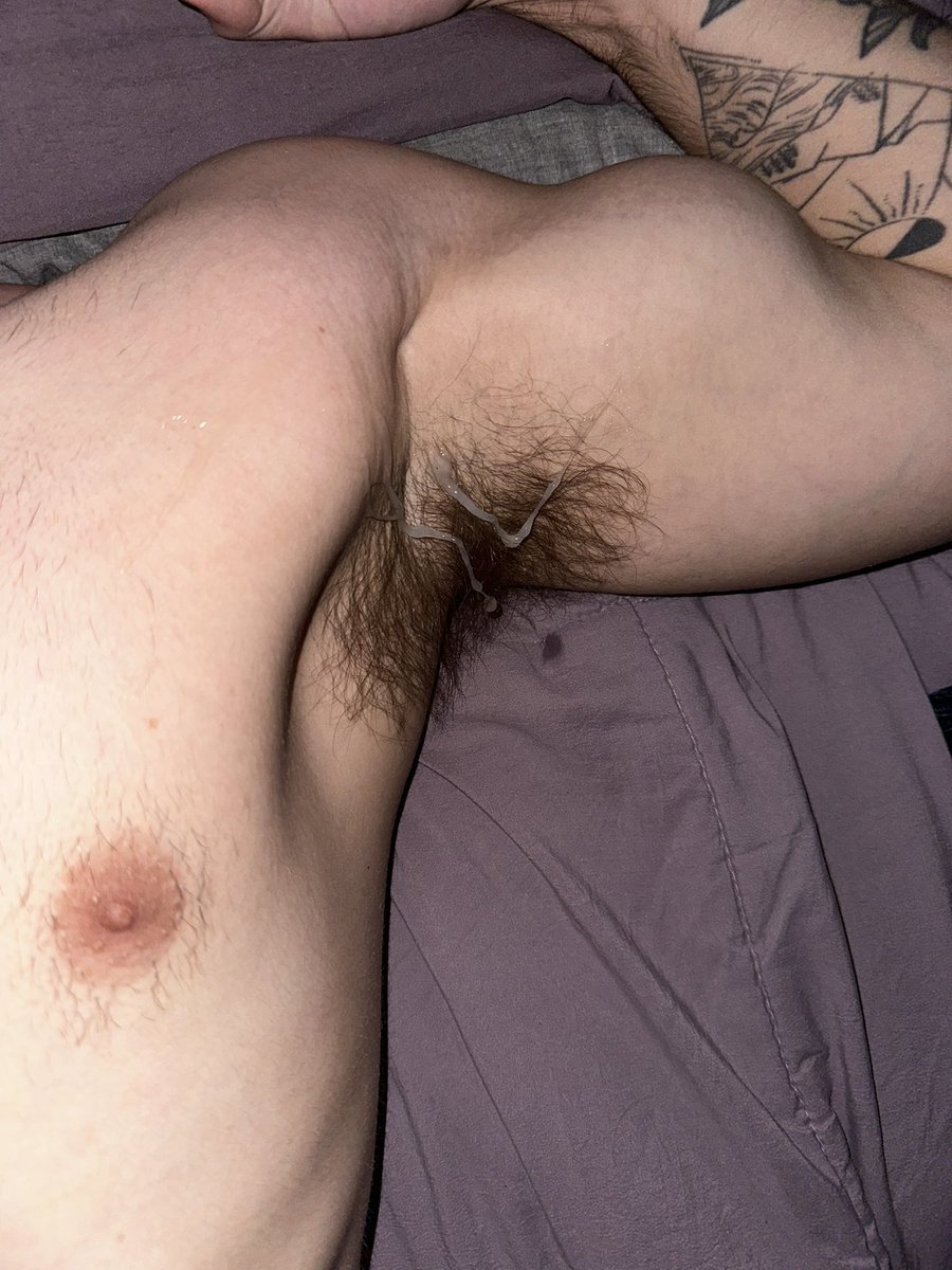 Would you eat my cum out of my pits?? 😈