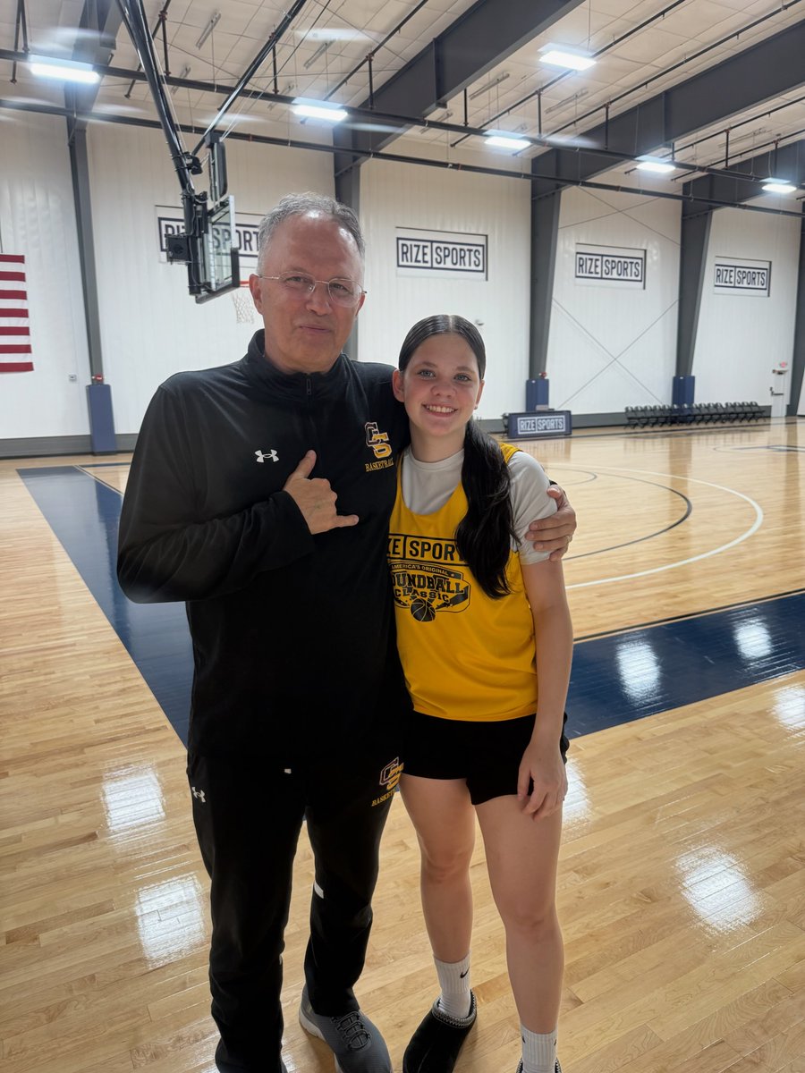 So proud of Lady Lion standout Mya Heasley, who scored 11 points, including 3 3's in the Underclassmen Roundball Classic.#gsproud