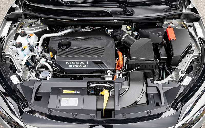 car_watch's tweet image. 第3世代e-POWERは“発電特化型エンジン”搭載 「キャシュカイ」試作車で第2世代と比較 car.watch.impress.co.jp/docs/news/impr… #日産 #ePOWER