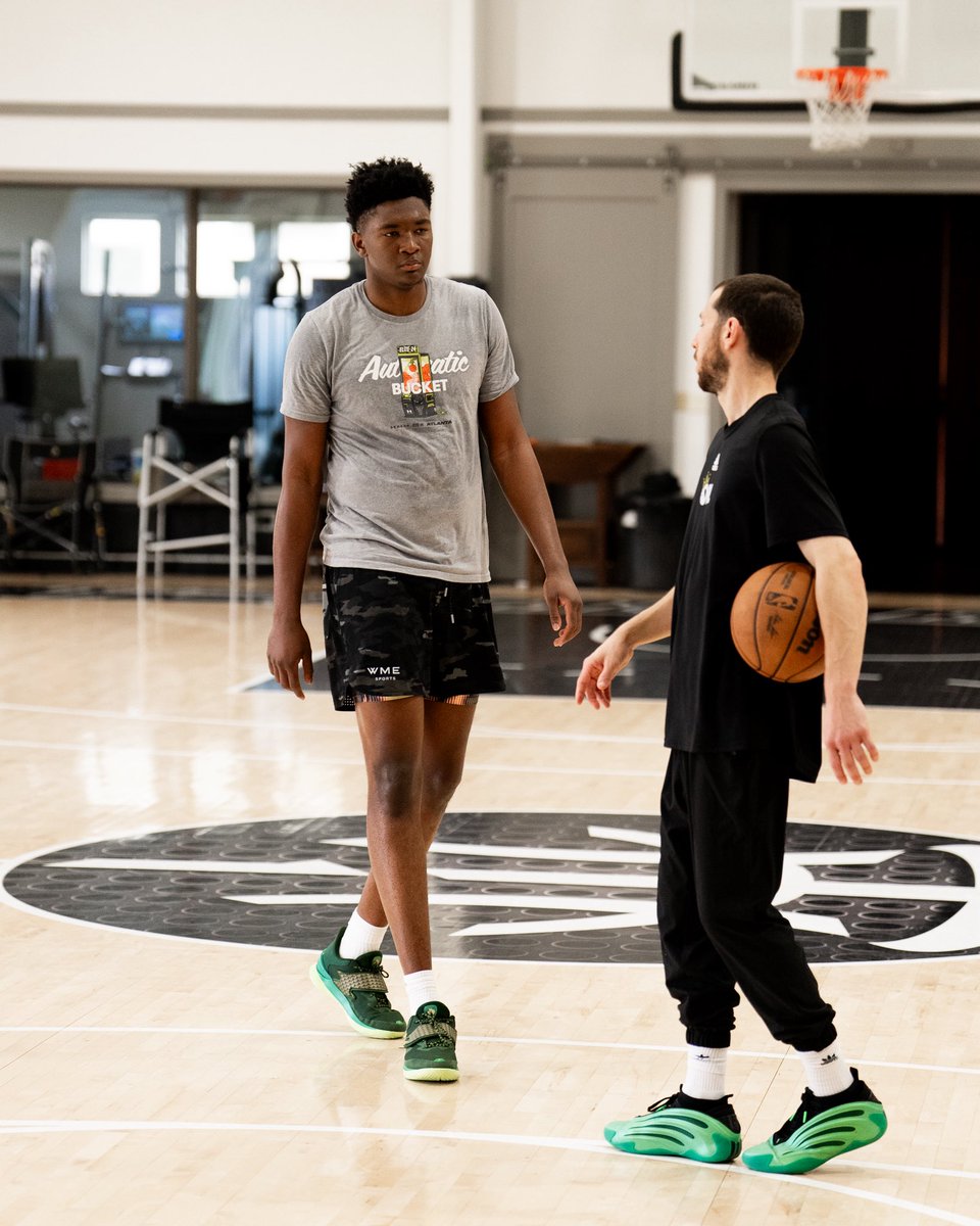Aaron Miller (@ebtmiller) on Twitter photo NBA Pre-Draft with Derik Queen who is a projected top 10 pick in the upcoming Draft! 4 weeks away - the time is NOW! ππ <a href="/derikqueen1/">derik queen</a> <a href="/TerrapinHoops/">Maryland Menβs Basketball</a> NBA Pre-Draft with Derik Queen who is a projected top 10 pick in the upcoming Draft! 4 weeks away - the time is NOW! ππ <a href="/derikqueen1/">derik queen</a> <a href="/TerrapinHoops/">Maryland Menβs Basketball</a>