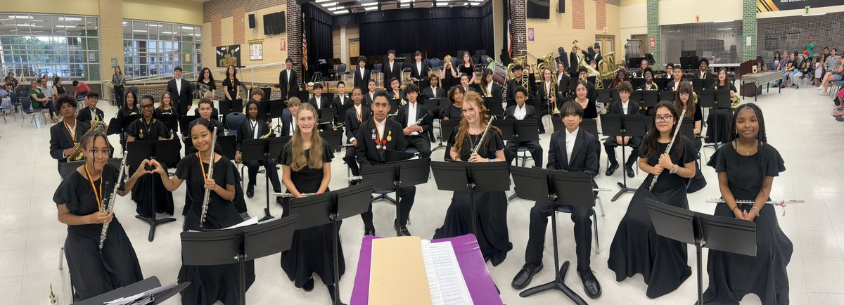 Bernal MS Band tweet media