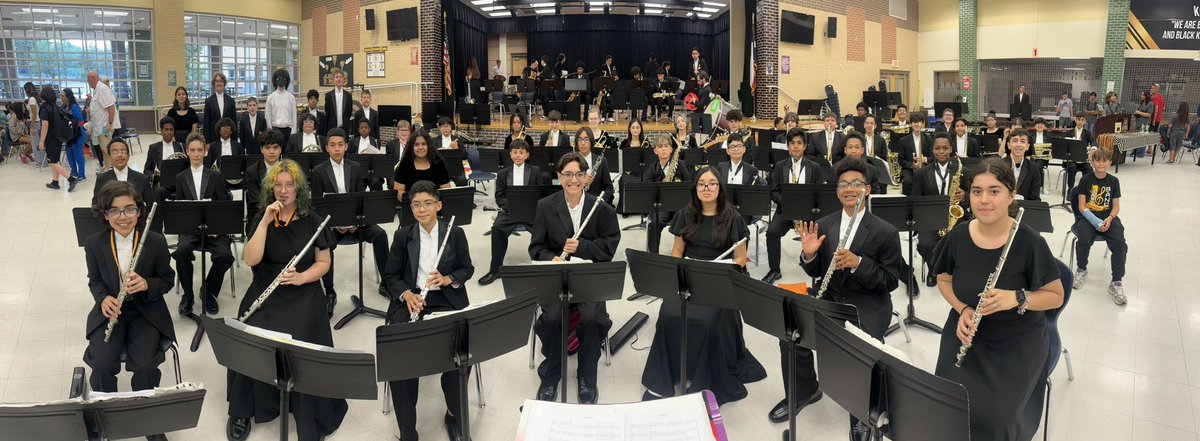 Bernal MS Band tweet media