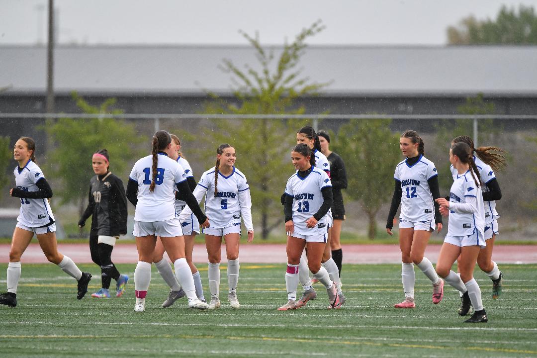 WDAsports's tweet photo. GIRLS' SOCCER
Tuesday, May 20
Jamestown and Legacy played to a 1-1 draw on a wet, cloudy match in Bismarck. Both teams earn a point in the league standings. Photos, courtesy of Lyle Ripplinger, WDA event photographer https://t.co/YbqyRsdzUb