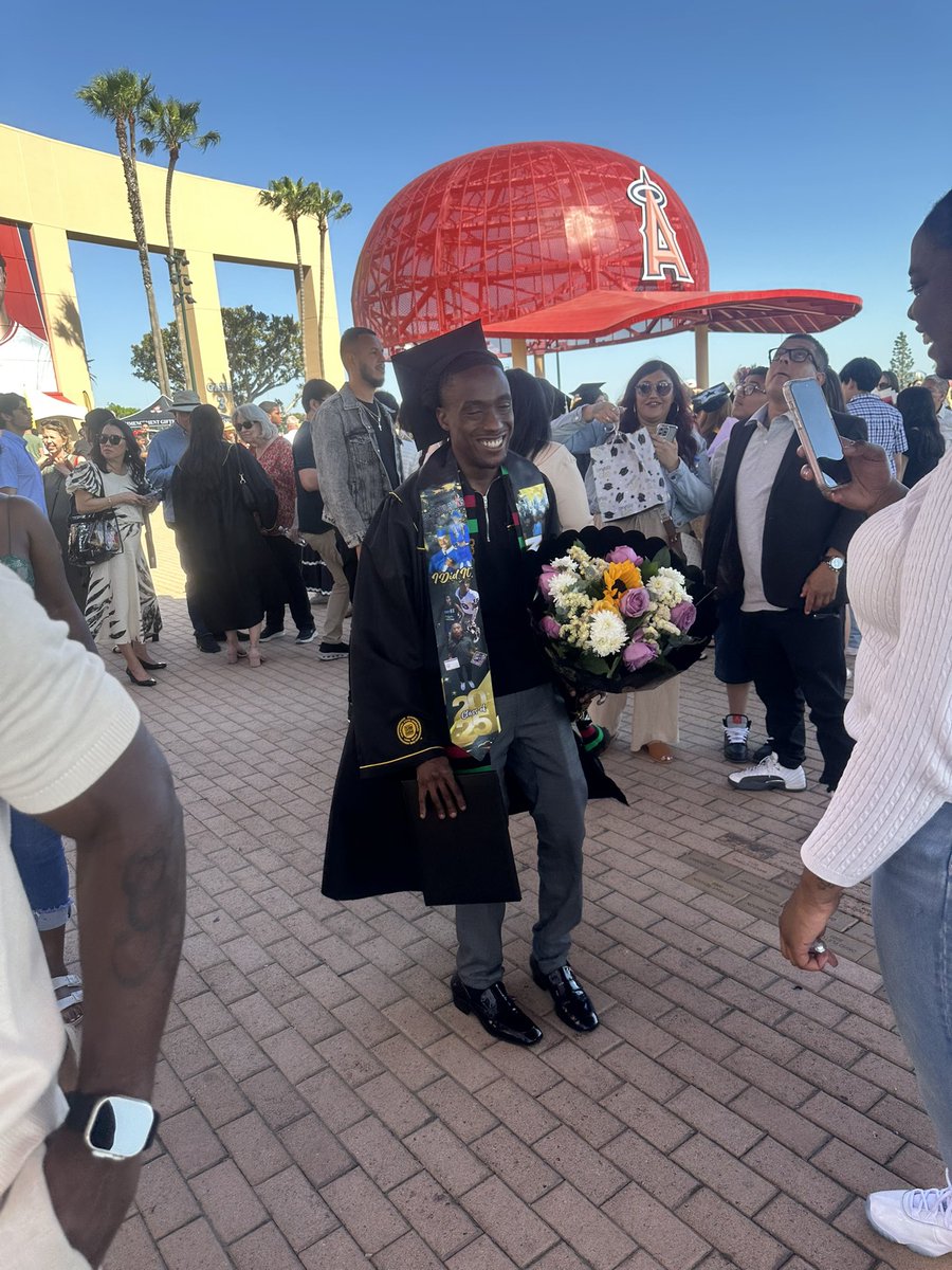 Blackassmoee's tweet photo. I did this today 🥳 https://t.co/zK50SKkY7O