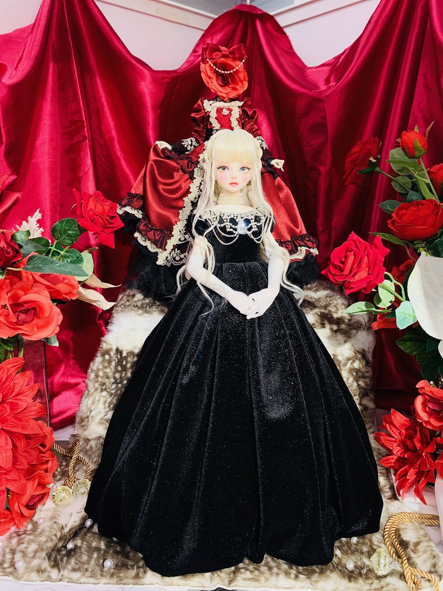 DOLK2F♢お知らせ】 ──それは、少女を淑女に変える魔法。 限定展示