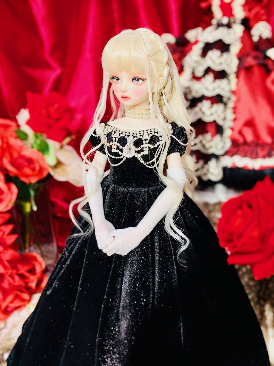 DOLK2F♢お知らせ】 ──それは、少女を淑女に変える魔法。 限定展示