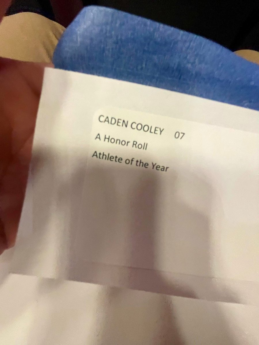 CadenCooley2030's tweet image. Finished the year on the A honor roll, taking all honors classes. Also voted athlete of the year by my coaches.