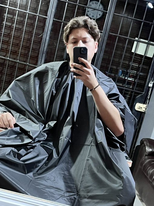 Watch Gabriel Villas's leaked NSFW photo on TwXstars