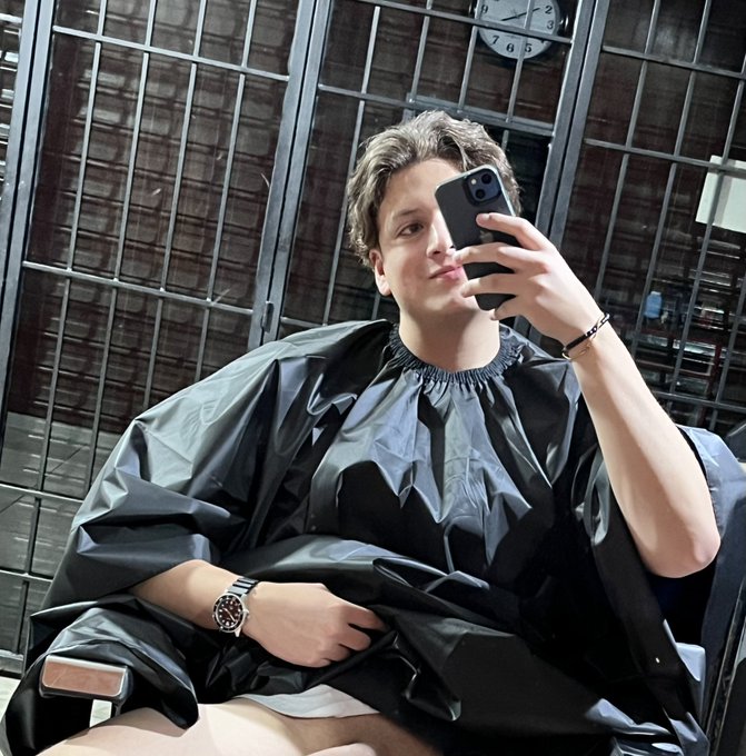 Watch Gabriel Villas's leaked NSFW photo on TwXstars