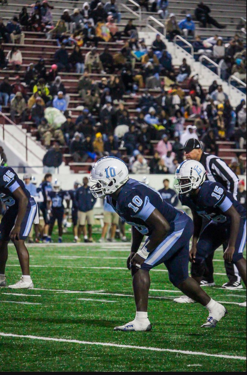 Updated Junior Season Highlights📍
113 TOTAL TACKLES 
65 SOLO TACKLES  
13 TACKLES FOR LOSS
4 SACKS 
2 FORCED FUMBLES  
1 FUMBLE RECOVERY
1 FIELD GOAL BLOCK
# 10
hudl.com/v/2QV4Ls