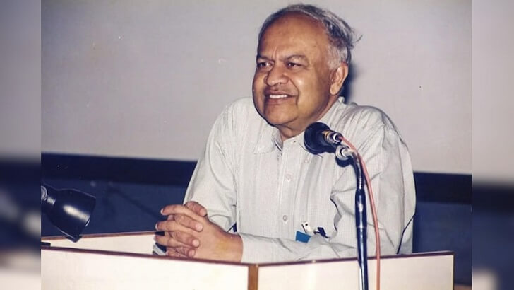 NewsElephants's tweet image. 🕊️ Remembering #JayantNarlikar — the man who made the cosmos understandable.
A brilliant astrophysicist, gifted teacher, and science storyteller in English, Marathi &amp;amp; Hindi. 💫
 #ScienceCommunicator #Astrophysics