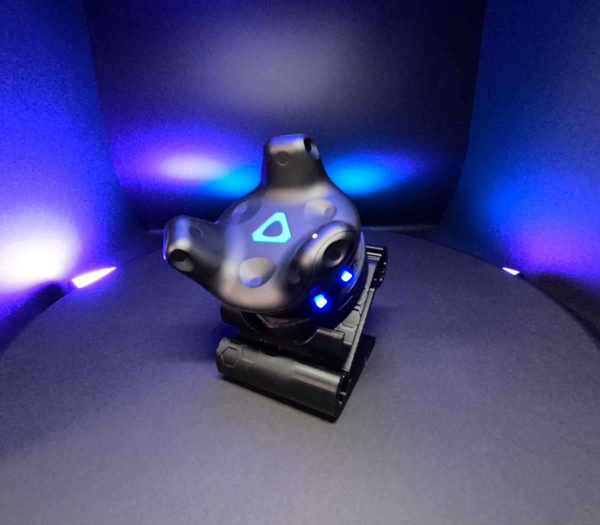 Midnighttech2's tweet image. V4 POWER PUCKS GO LIVE 5/22 AT 9PM EST WITH SET WEEKLY ORDER QUANTITY. MEANING ONLY SO MANY SETS WILL BE READY TO SHIP EVERY WEEK.
#VR  #VirtualReality #vrchat #htcvive #VRGaming 
midnighttech.dev/product/v4-pow…