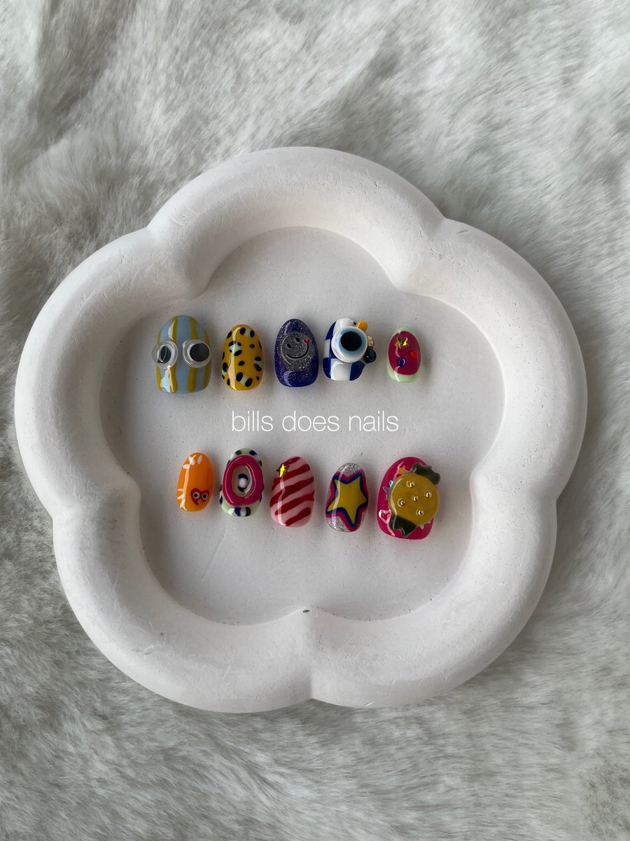 BillsDoesNails's tweet photo. @kowalskuy gurl you can do better…. no ninu ninu is ever needed……. contact me gurl i will do your nail some justice 📞 https://t.co/bQQ50aKU4a