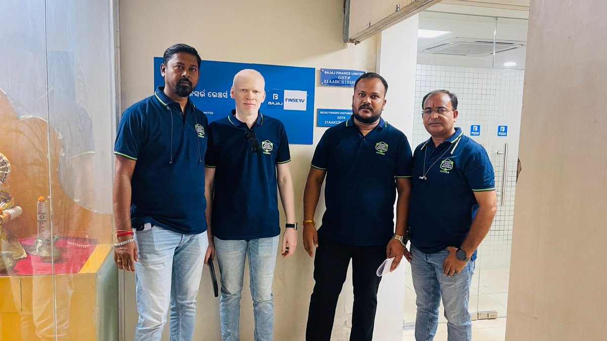 AimraIndia's tweet photo. AIMRA Odisha and @Bajaj_Finserv  recently held a very productive meeting on May 20th at the Bajaj Finserv Office in Bhubaneswar, fostering great discussions and mutual understanding! The Minutes of Meeting have been shared with Bajaj Finserv to foster prompt resolutions.

We're excited about the collaborative spirit shown by all attendees, including Mr. Badrinarayan Mohanty Area Sales Manager and Mr. Asit Nanda from Bajaj Finserv, Senior Sales Manager , and
Mr. Pragyan Swarup Das - General Secretary ,  Mr. T Sunil Kumar - VP ,Mr. Ramachandra Dash - VP,  Mr. Rajanikanta Sahoo, and Mr. Anil Kumar Verma from AIMRA Odisha.

This partnership is a testament to our collective commitment to progress and positive solutions for mobile retailers across Odisha. We look forward to a future of continued support and growth, with our next quarterly meeting scheduled for August!

#AIMRAOdisha #BajajFinserv #PartnershipForProgress #OdishaRetail