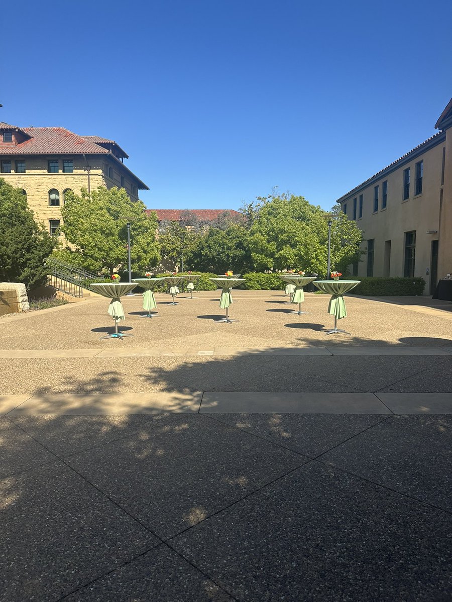 LiwagMeg's tweet photo. It was lovely attending a networking event at Stanford! Meeting innovators in today’s global health sphere who are genuinely interested in using AI for good things makes me so optimistic. https://t.co/YKShbRQv6v