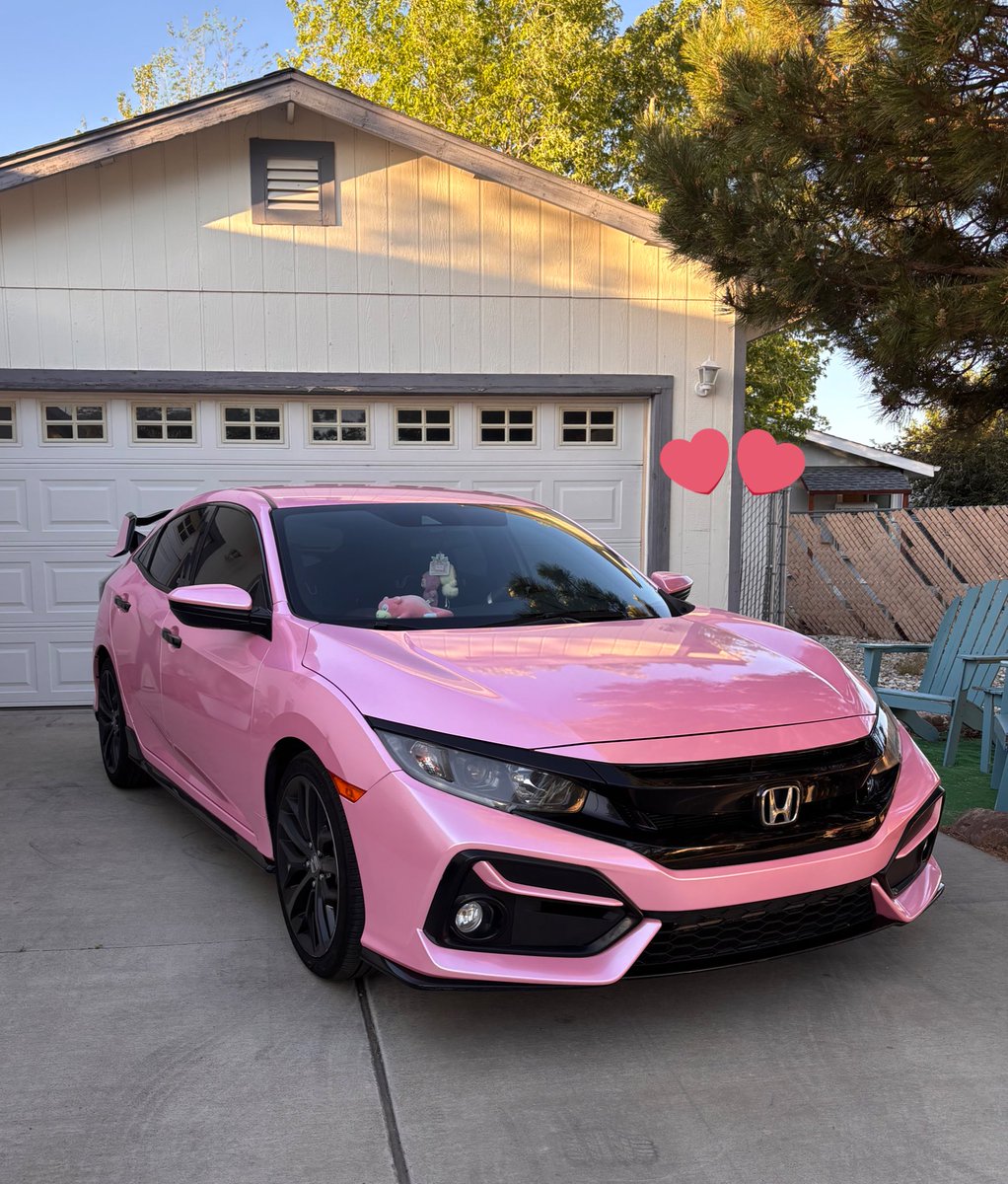 xjunjiito's tweet photo. MY CAR IS FINALLY ✨PINK✨ https://t.co/nflJX0inMo