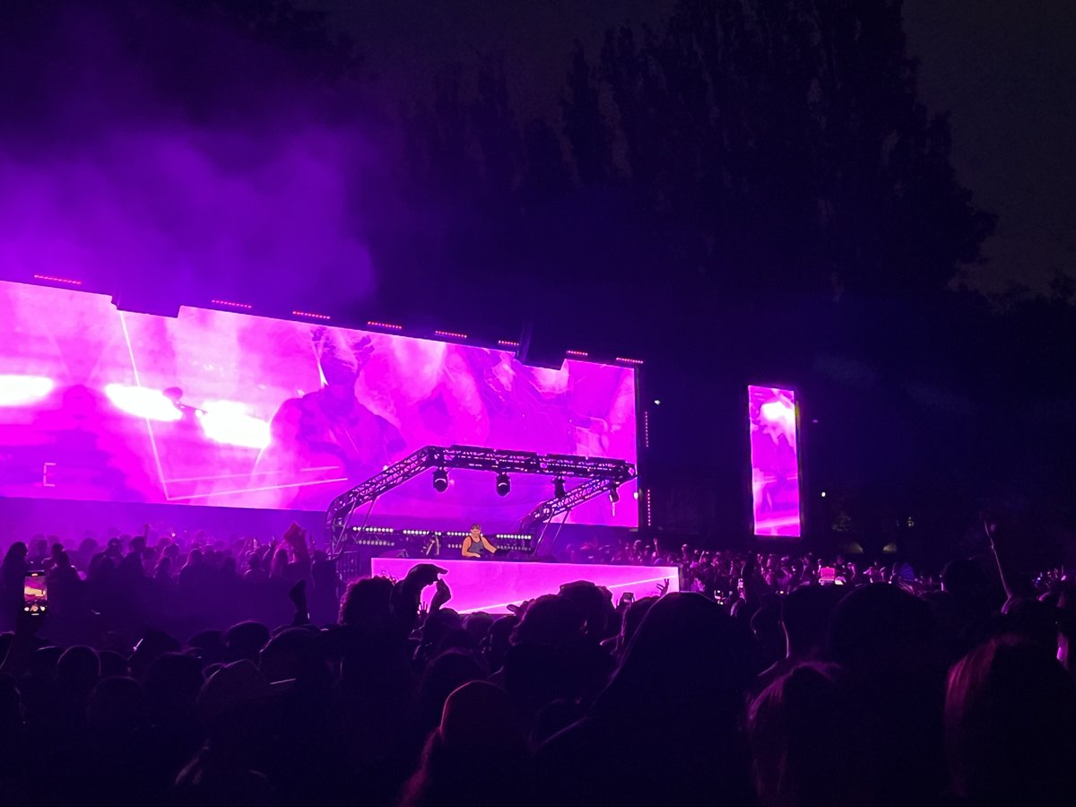 EDM Vancouver tweet media