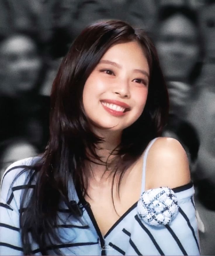 bliblidotcom's tweet photo. 📅 Kemarin tuh 520 loh... tau artinya?
Karena angka 520 kalau dibaca dalam Mandarin mirip kayak "wo ai ni" 😚✨

🫶 Drop foto ayang halu kamu yang cakep banget itu di kolom komentar! #Happy520
#Jennie
#ChaEunWoo https://t.co/wA0A1AYlMU