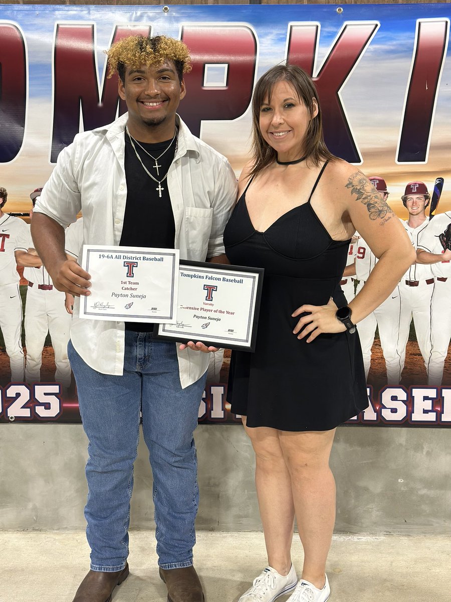 Payton Suneja (@psuneja2026) on Twitter photo Truly honored to be name 16 6A All district First Team catcher and Varsity Defensive Player of the Year. I am super grateful for these awards and I thank god for all that he has done for me🙏
<a href="/MattCrossley17/">Matt Crossley</a> <a href="/Houston_Heat/">Heat Baseball</a> <a href="/FiveToolTexas/">✭Five Tool Texas✭</a> <a href="/OTHSFalconBase/">Tompkins Baseball ⚾️</a> <a href="/KatyISDAthletic/">Katy ISD Athletics</a> <a href="/katyisd/">Katy ISD</a> Truly honored to be name 16 6A All district First Team catcher and Varsity Defensive Player of the Year. I am super grateful for these awards and I thank god for all that he has done for me🙏
<a href="/MattCrossley17/">Matt Crossley</a> <a href="/Houston_Heat/">Heat Baseball</a> <a href="/FiveToolTexas/">✭Five Tool Texas✭</a> <a href="/OTHSFalconBase/">Tompkins Baseball ⚾️</a> <a href="/KatyISDAthletic/">Katy ISD Athletics</a> <a href="/katyisd/">Katy ISD</a>