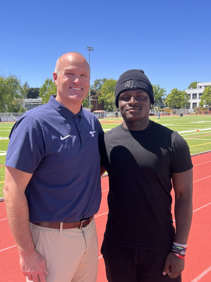 Elijah Edwards (@elijahedawards) on Twitter photo Thank you <a href="/mmcgli1/">Michael McGlinchey</a> for coming out and having a great talk with me and telling me all about USD, I will be at the USD Prospect camp June 11th. I hope to keep building this relationship and keep it going, GO TOREROS 🩵!! <a href="/USDFootball/">San Diego Football</a> <a href="/HC_Carter1/">Coach Carter</a> <a href="/CoachNFulton/">Nick Fulton</a> <a href="/madbacker56/">Coach Brandon Moore</a> Thank you <a href="/mmcgli1/">Michael McGlinchey</a> for coming out and having a great talk with me and telling me all about USD, I will be at the USD Prospect camp June 11th. I hope to keep building this relationship and keep it going, GO TOREROS 🩵!! <a href="/USDFootball/">San Diego Football</a> <a href="/HC_Carter1/">Coach Carter</a> <a href="/CoachNFulton/">Nick Fulton</a> <a href="/madbacker56/">Coach Brandon Moore</a>