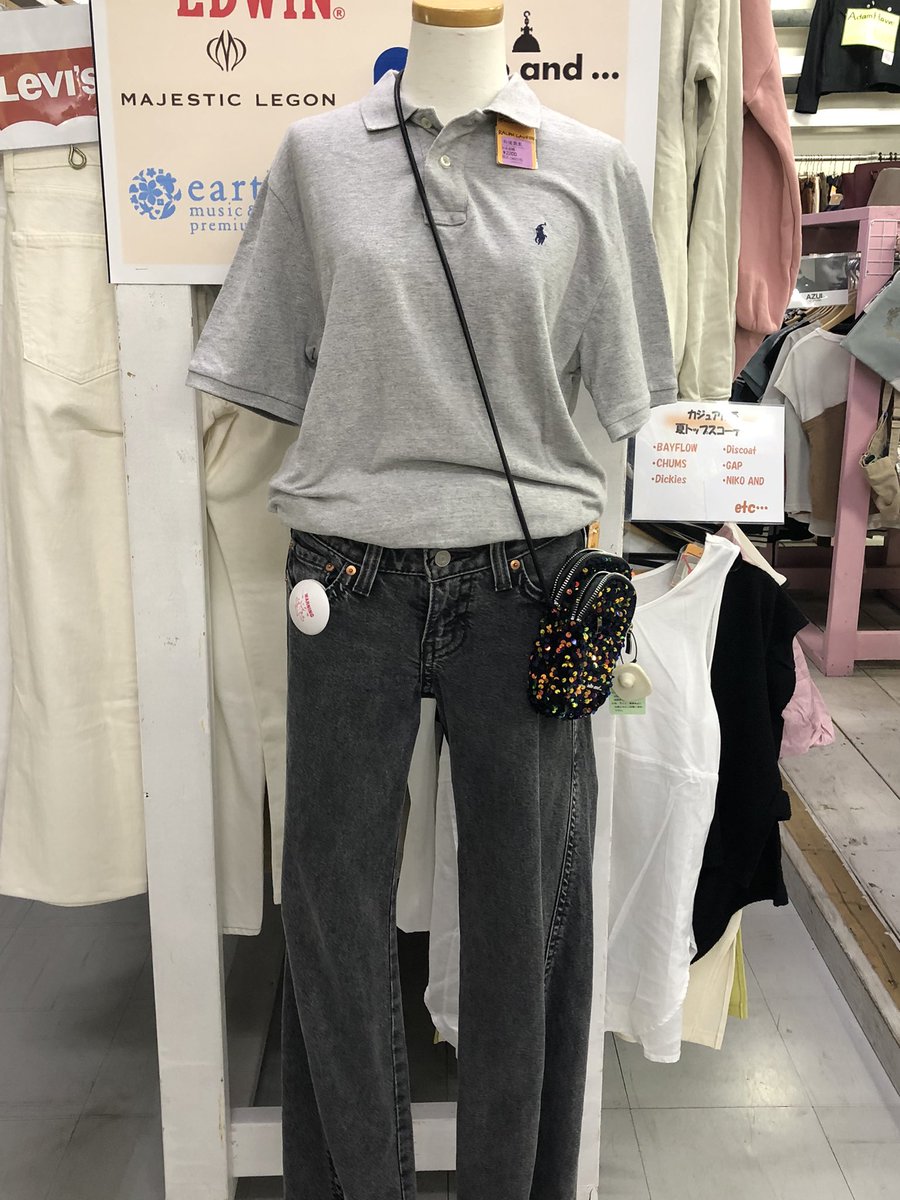 mandaiiwatuki's tweet photo. ★本日 水曜日はレディースDay★
店頭レディースコーナーの服・靴・カバン
の中から2点以上で…30%OFF！！！

※特価またはレディースと記載がない物は対象外です。店頭のみのイベントとなります。ご了承ください。
＃万代書店岩槻店 https://t.co/sAmmc9nDnC