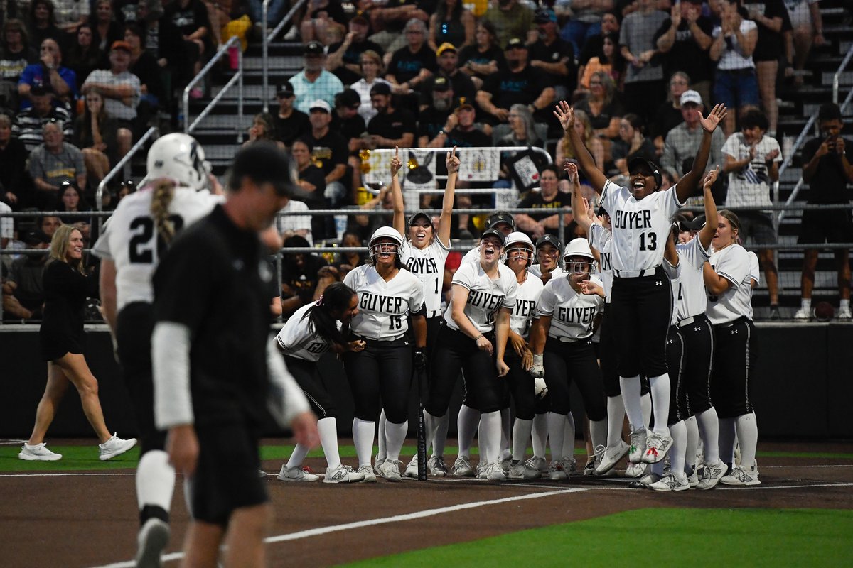 sports_drc's tweet photo. Finley Montgomery left her fingerprints all over Guyer's 5-1 win over Forney in their state semifinal series opener Tuesday.

The junior Notre Dame commit spun a complete-game 2-hitter in the circle and hit a go-ahead 3-run homer at the plate.

Story: https://t.co/i3g6ZzAl49 https://t.co/Ym5I3gcVZu
