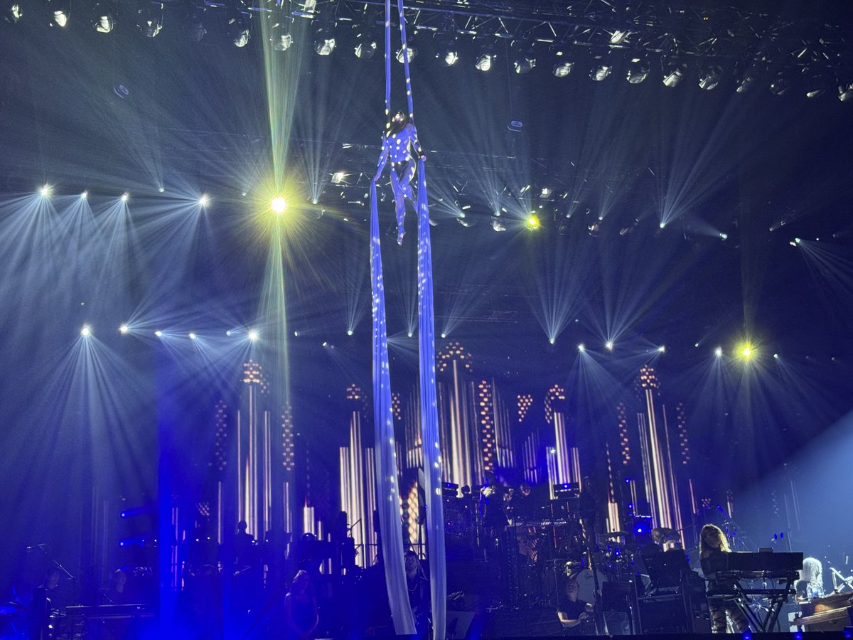Hans zimmer live ハンスジマーライブ パーカー　S 映画音楽界の巨匠ハンス・ジマー初来日公演「Hans Zimmer Live in