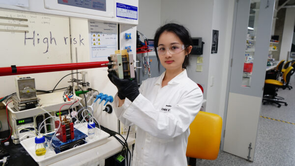 Researchers develop stable, high-current density water-based flow battery pv-magazine-australia.com/2025/05/21/res… #SolarSustainability #SolarAwareness