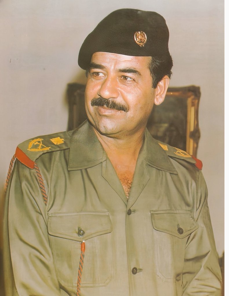 SHamriznews's tweet photo. آپ اللہ کے عظیم ولی تھے۔
شہید صدام حسین رح ۔۔۔۔۔۔۔۔✊🏻 https://t.co/HF1C4g7A5p