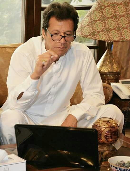 السلام علیکم 
صبح بخیر 
یا اللہ میرے کپتان میرے لیڈر کی مدد فرما آمین 
یا اللہ میرے لیڈر کو پابند سلاسل سے جلد از جلد رہائی نصیب فرما آمین اپنی امان میں رکھنا آمین 
#قوم_کو_عمران_چاہیے 
#ReleaseCyberWarriorsLeader