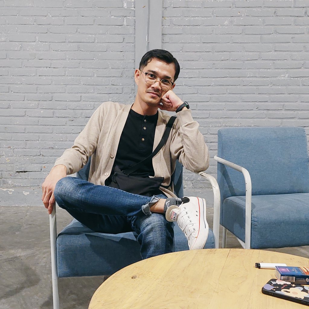 Ajhoe_'s tweet photo. Dalam pertengkaran, kata maaf berasal dari orang yang takut kehilangan, bukan yang paling salah_ https://t.co/XQ2Bo1BQQI
