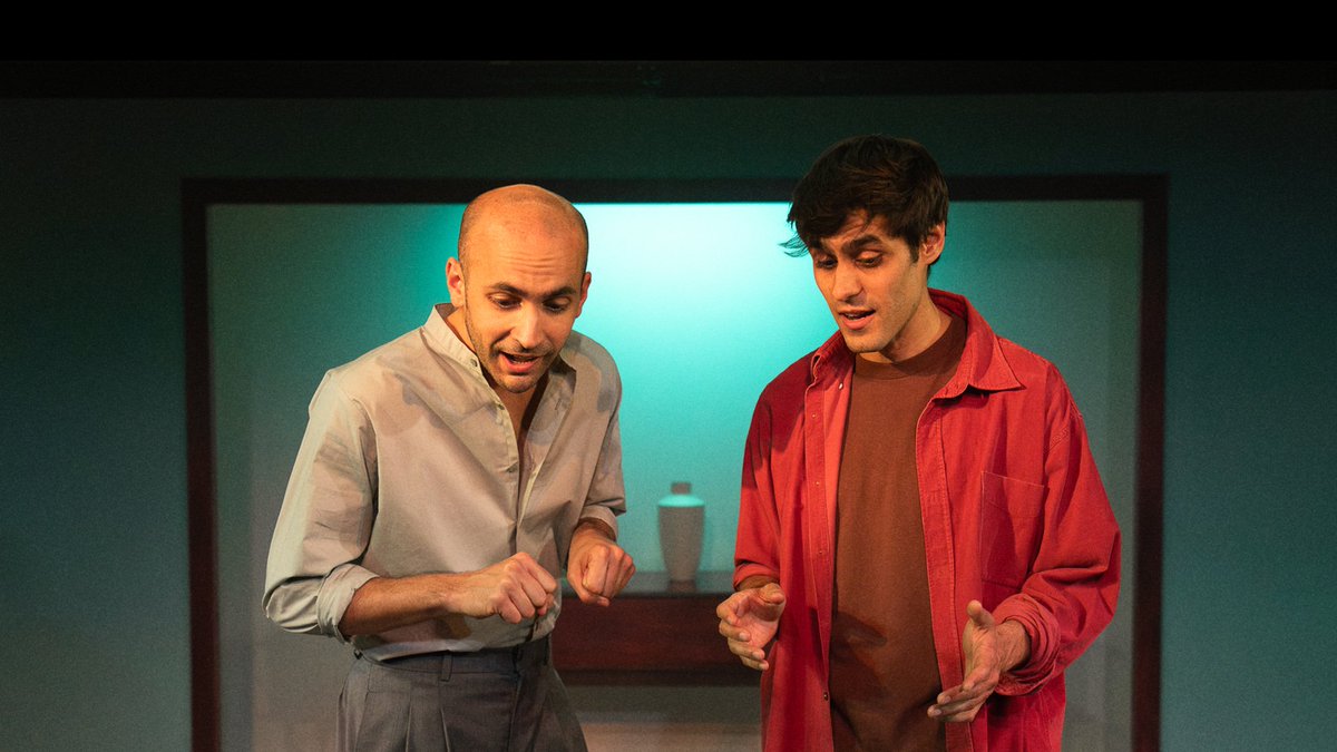 autenticoteatro's tweet photo. .@centrodramatico
Tarde de miércoles teatral con #Lasapariciones
@juan_ceacero @FernandoDelgad_ @paoladediego @Djumillas @GerardImbert1 @elenaartesesce1 @catydifusa @EmilioLorenteYo @La_Compania_ https://t.co/JLwn0NlOJW